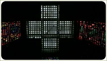 Витраж крест